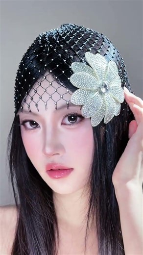 Mastering College Makeup: Day 23 Beauty Blogging Tips