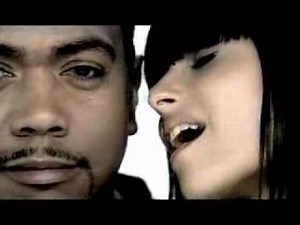 Nelly Furtado Feat Akon Smack That Right (Official Music Video)