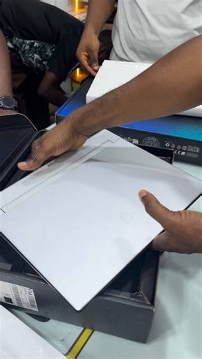 Laptops |Accessories |Phones on Instagram: "Unbox with us 🎁📦🛍️#Laptopwarehouseonline#dellalienwareunboxing👽#bestpricegaminglaptops bestptice coding bestbuy laptopwarehouseonlinebackupage lasustudent yabatechstudent unilagstudents lasustudents babcockuniversity Awolowouniversityfunnabstudents fuoyestudentsfutastudents"