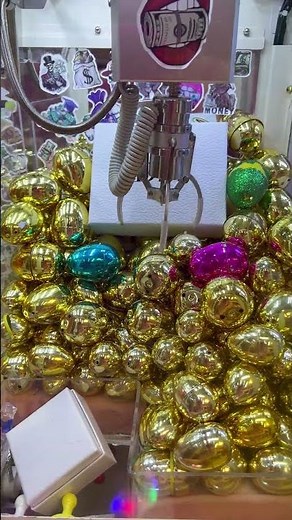 What treasure is hidden inside the claw machine?! Part 153 #arcade #clawmachine #prize