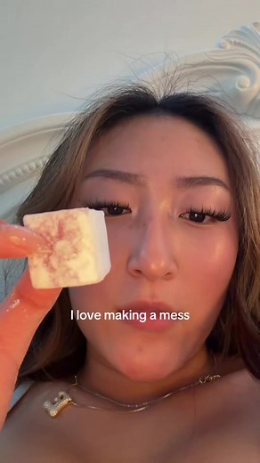 emily (@emilygao)’s videos with original sound - emily