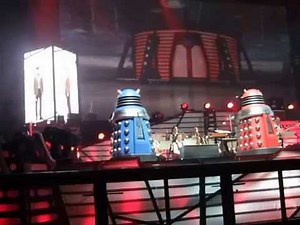 Doctor Who Live 2010- Dalek Vs Cyberman Battle