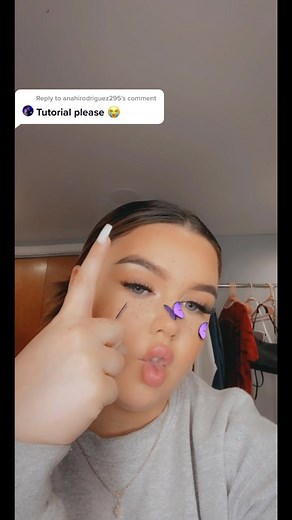 Reply to @anahirodriguez295 PART 1: how to use the Widgetsmith app to customize your home screen #fyp #ios14 #widgetsmith