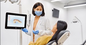 Invisalign vs Veneers: Advantages and Disadvantages, Costs and More