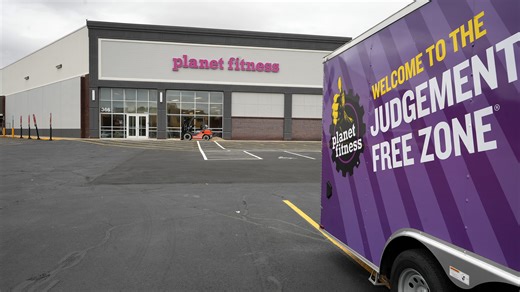 Need to shower? Charge your phone? Planet Fitness open to everyone after blizzard