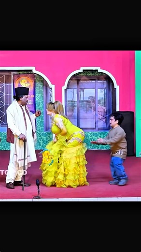 vicky kodu new stage drama viral Pakistani comedy drama #pakistanistagedrama #stagedrama #vickykodu