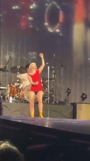 Paramore AMAZING!!! Vocals in Decode live Eras Tour 2024