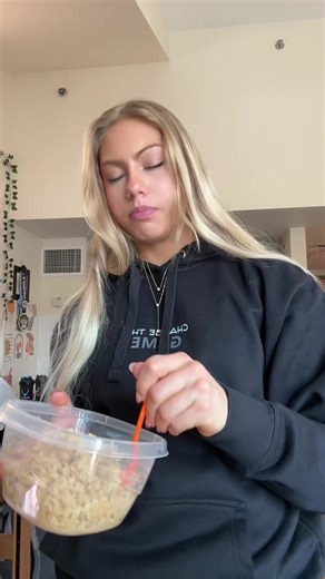Aiyana | NPC Bikini (@aiyana.auer)’s video of chronic illness