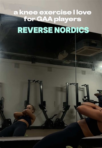Reverse Nordics are more than just a quad burner. They load the quadriceps eccentrically! meaning the muscle is strengthening while lengthening. This improves force absorption, tissue capacity, and control at the knee. For Gaelic players, that’s strength that actually transfers to sprinting, kicking, and deceleration. A great exercise to start adding in this preseason. Start with 4-6 reps x 2 and gradually build from there. Such a good one 🤝 #quadexercise #reversenordics #injuryprevention #gael