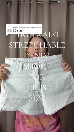 Stylish Highwaist Stretchable Denim Shorts for Plus Size Women