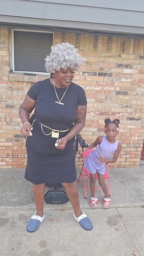 BIG MAMA 🎵♥️💃 follow me on #facebookprettysand #tiktokprettysand565 #instagramprettydarksand #fypシ #SendStars #comedy #entertainment #followers #subscribe #share #fyp #viral #funnyreels #funnyreelsvideo | Pretty Sand