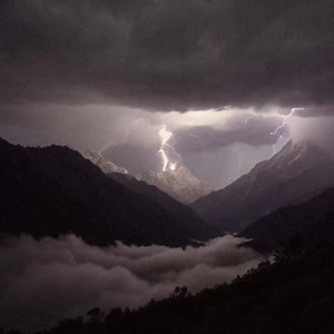 11K views · 175 reactions | Mysterious footage i accidentally captured #alien #ufo | Hiking the Mystery | Facebook