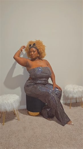 I’m Foxy Cleopatra, and I’m a whole lotta woman! 💋✨ #HalloweenReady #FoxyCleopatra | Timara Bryant