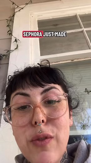 Imagine letting this go through multiple channels and thinking it’s okay when they become very apathetic.while some people out here have actual concerns. Especially when the big orange said that because of certain things like the T they will be less dolls this year. #community #story #people #view Shared by a follower but oc is dewwwdropzzz-(spreading awareness) | Nw Justhumane