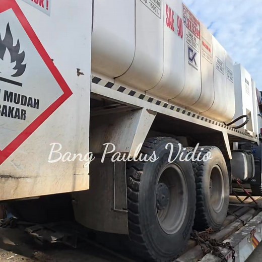 Perjalanan Dua Truck Trailer Quester 410 HP Dari Jakarta Menuju Aceh Sudah 10 Hari Namun Belum Sampai, Dan Harga Adblue Truck Quester Ini Lebih Mahal Dari Harga Solar #viral | Bang Paulus Vidio