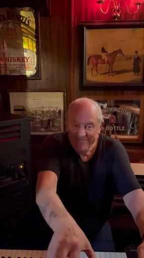 Here’s a bit of 2001 from last nights gig at the Millbridge Inn, what a night 🔥 Thanks Derek | Grooveyard