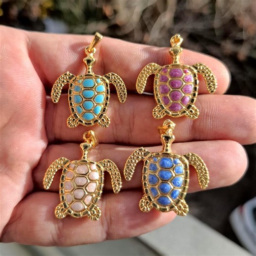 Colorful Sea Turtle Necklace, Gold Plated Tiny Turtle Pendant, Ocean Jewelry Necklace Gift, Cute Beach Theme Animal Charm - Etsy