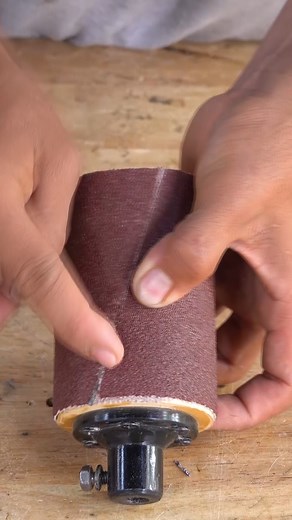 1.7M views · 10K reactions | Woodworking Idea Spinning Sanding Paper Replacement  Not only is it easy to do, but it'll also save you time and money in the long run.  #Woodworking #WoodHack #Spinning #Sanding #Paper #Jig #Carpentry #Carpenter #Woodcraft #Tricks #TipsAndTricks #Spinning #Sanding #wood | Woodworking TV | Facebook