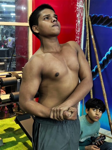 Chest training tips by the goat Arnold Schwarzenegger #trending #arnold #fitness #motivation