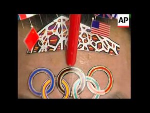 'Human pin cushion' entertains Olympic visitors