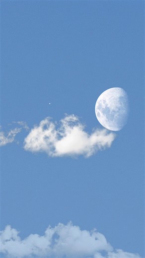 127K views · 900 reactions | A mysterious object was captured hitting...