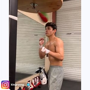 Name a boxer with faster hands than Ryan Garcia... we'll wait... 😱 | GiveMeSport