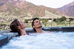 Energy-Efficient Hot Tubs vs. Less Efficient Models | Bullfrog Spas