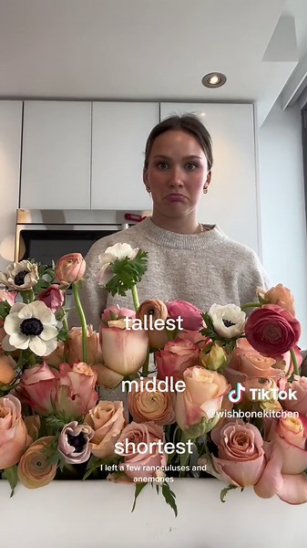 DIY 100 Stem Centerpiece: Florist Era Beginners Guide