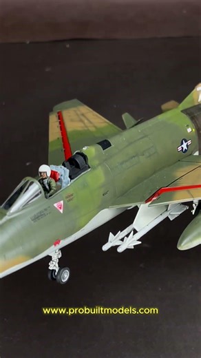 1:48 USAF Pilot Installation – F-100C Super Sabre