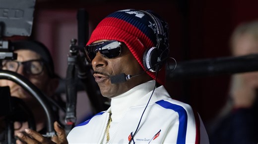See Best of Snoop Dogg's Hockey Commentary at Winter Games