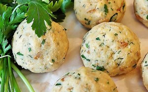 German Bread Dumplings - All Tastes German