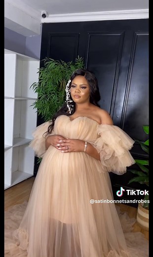 #maternityphotoshoot #maternityrobe #satinbonnetsandrobes