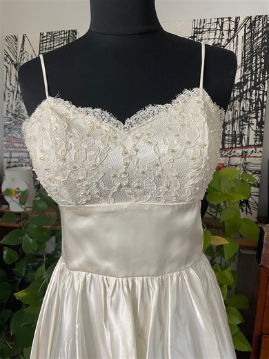 Wedding Dress Vintage Tea Length Bride -rhinestone Bodice 1950s 1960s - Etsy