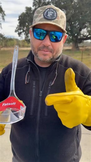 Farm To Fire Louisiana on Instagram: "💥⛓️‍💥Testing the durability of the Fatsoff Soup Scoop. Will it Break?? #fatsoff #durability #kitchengadget #prodect testing"
