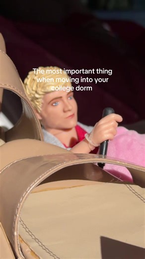 Essential Tips for Moving into Your College Dorm