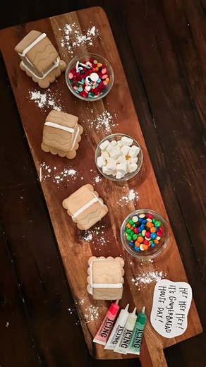 Today’s elf activity was a HUGE hit 🧝‍♂️✨ The elves brought gingerbread houses to decorate and the boys were so excited this morning. We started decorating while eating breakfast and honestly… it was the calmest, happiest start to the day 🎄🤍 If you’re looking for easy Elf on the Shelf ideas, this one is simple, magical, and actually doable on a busy morning. No elaborate setup — just instant Christmas joy (and quiet 😉). Save this one for future elf mornings! ✨#elfontheshelf #elfontheshelfide