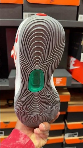 Cheap Nike Basketball Shoes Found at the Outlet!