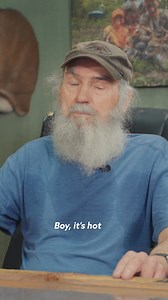 461K views · 114 reactions | Stay cool like Si Robertson from Duck Dynasty! With the MRCOOL DIY®, you can beat the heat and chill all summer long. Easy to install, perfect for any home, and Phil-approved. 閭 Ready to chill? Visit MRCOOLDIY.com today and find your perfect system! | MRCOOL | Facebook