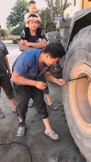 Auto Mechanic Technique 👍💯 #mechanic #reelsvideo #automechanic #mechanictechnique #reels2023 #foryou #automobile #reelsfb #fyp #fbreelsvideo #reelsinstagram #fbreels #fb #fyp #video #ad | Auto Mechanic