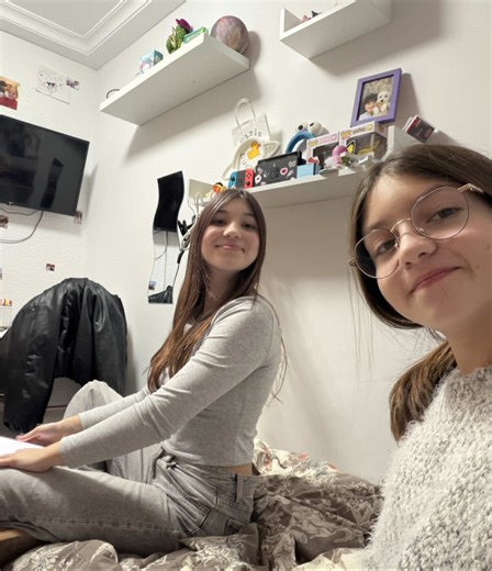 Amigas que se creen ensaladitas de mango