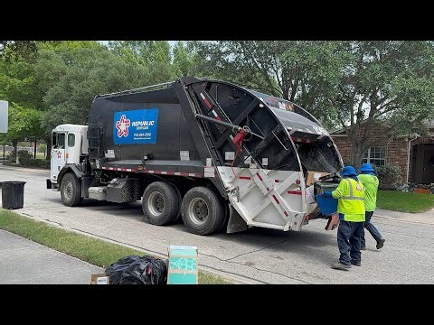 Republic Services: Peterbilt 520 McNeilus Rear Loader Garbage Truck