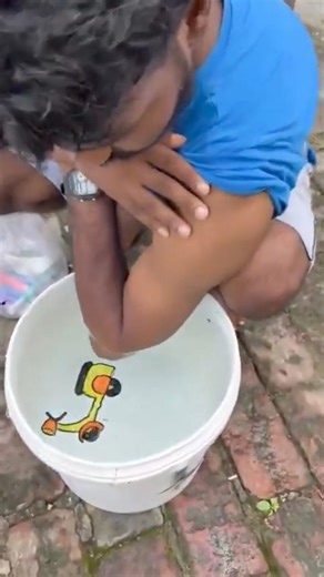 The water sticker completely gone wrong 😯 💦 #noads