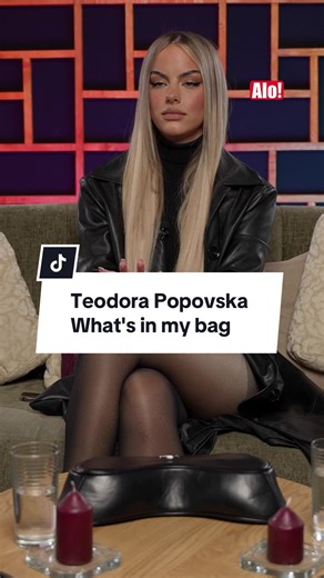 Teodora Popovska - What's in my bag #alo #alodnevnenovine #fypシ゚ #viral #foryou
