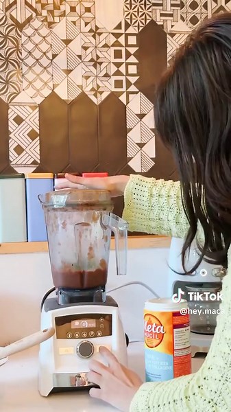 Maca-Approved Green Smoothie Mini Version Metamucil Challenge