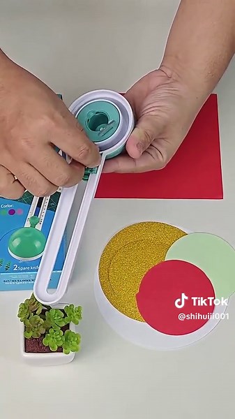 Craft Circle Cutter: Perfect Circles Every Time