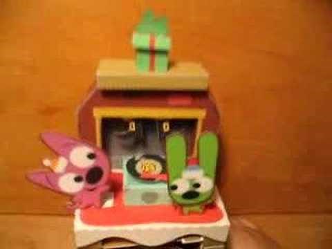 Hoops and Yoyo Paper Toy