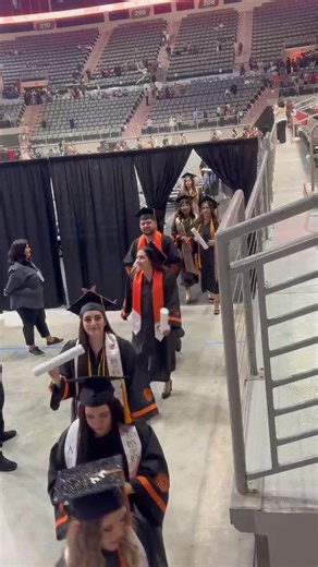 We have > 130 nursing students participating for the Fall 2025 Commencement. Congratulations 🎉🍾🎊 | UTRGV School of Nursing
