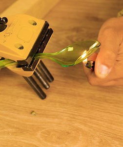 Brilliant eco-friendly ideas for repurposing trash | 5-Minute Crafts Men