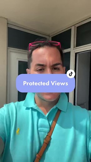 If you’re a sucker for a view, this unit is for you #viewsonviews #lakeviews #torontoviews #viewsofthe6 #torontorealestate #condominium