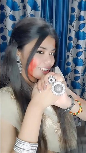Holi Ready in 10 Minutes 😍 Festive Makeup Glow Up #shorts